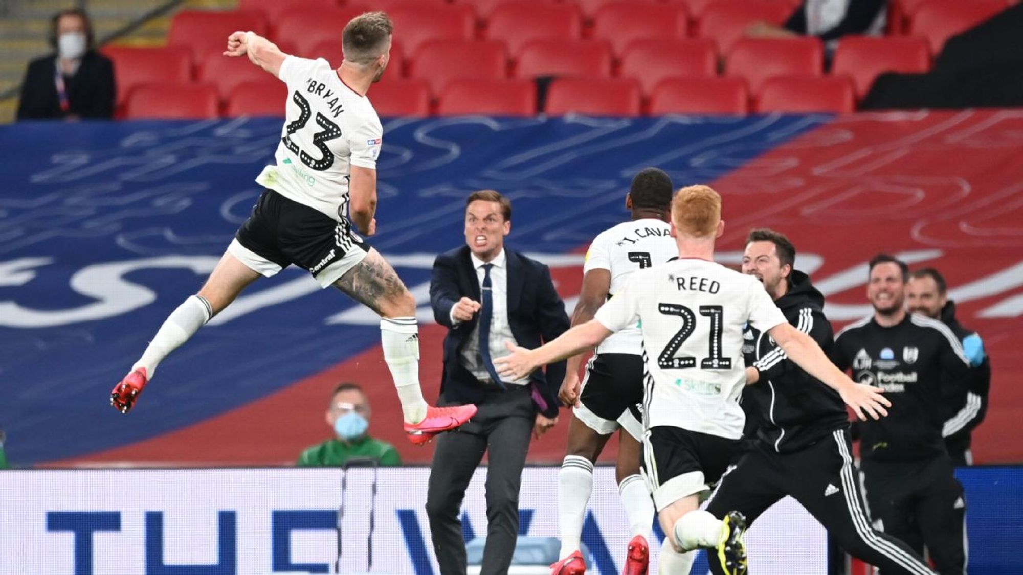 会中出现 会中出现